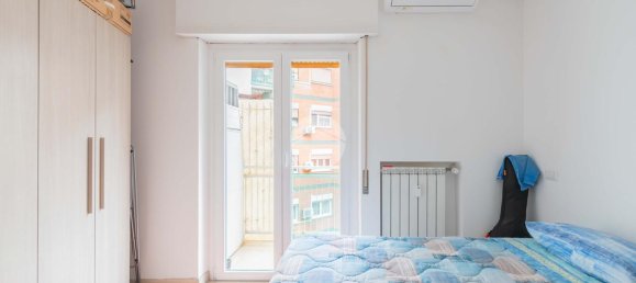 3 rooms Apartment in Rome, Italy No. 12845 21