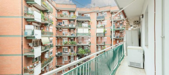 3 rooms Apartment in Rome, Italy No. 12845 31