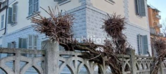 5 bedrooms Villa in Parma, Italy No. 149305 2