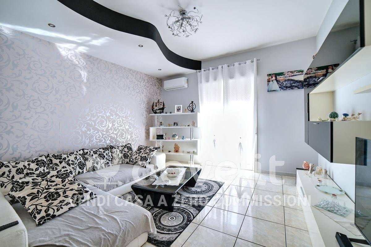 2 Schlafzimmer Wohnung in Aci Catena, Italy, Nr. 322598