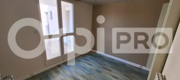  مكتب في Compiegne, France 23متر مربع رقم 302424 3