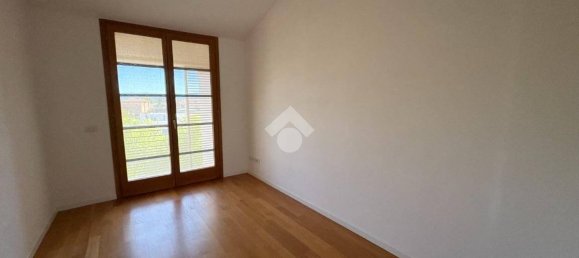 2 Schlafzimmer Wohnung in Bastia Umbra, Italy, Nr. 357071 6