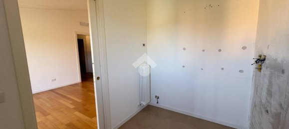 2 Schlafzimmer Wohnung in Bastia Umbra, Italy, Nr. 357071 21