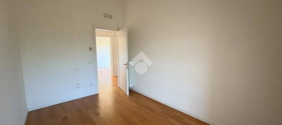 2 Schlafzimmer Wohnung in Bastia Umbra, Italy, Nr. 357071 5