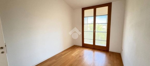 2 Schlafzimmer Wohnung in Bastia Umbra, Italy, Nr. 357071 7