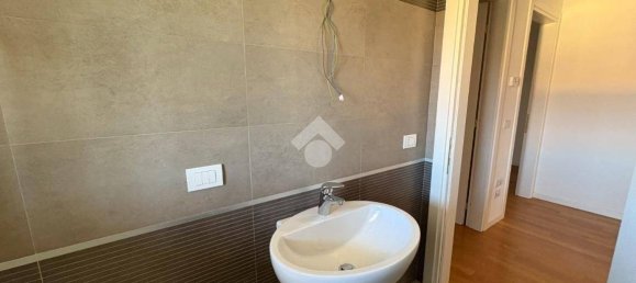 2 Schlafzimmer Wohnung in Bastia Umbra, Italy, Nr. 357071 35