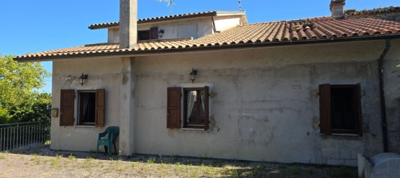 Дом с 6 комнатами в Чинголи, Италия № 262836 4