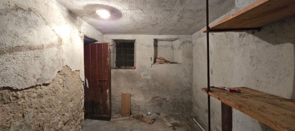 Дом с 6 комнатами в Чинголи, Италия № 262836 34