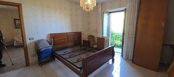 Дом с 6 комнатами в Чинголи, Италия № 262836 14