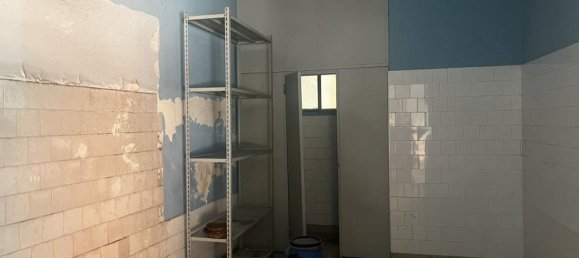 Gewerbliche Immobilie in Palermo, Italy 30m², Nr. 334849 2