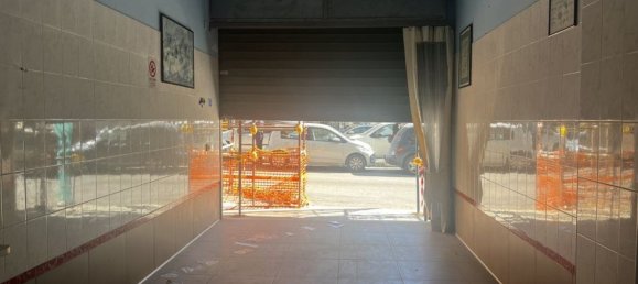 Gewerbliche Immobilie in Palermo, Italy 30m², Nr. 334849 4
