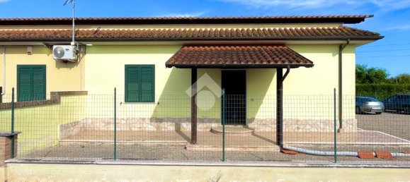 3 Schlafzimmer Villa in Terracina, Italy, Nr. 291927 3