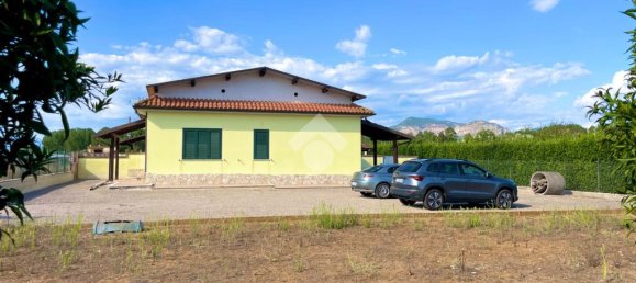 3 Schlafzimmer Villa in Terracina, Italy, Nr. 291927 2