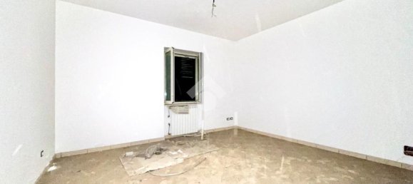 3 Schlafzimmer Villa in Terracina, Italy, Nr. 291927 9