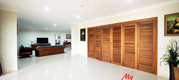 2 bedrooms Condo in Pattaya, Thailand No. 3127 8