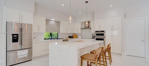 3 dormitorios villa en venta en Miami, Miami-Dade, Florida, USA № 615385 28