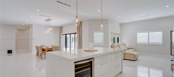 3 dormitorios villa en venta en Miami, Miami-Dade, Florida, USA № 615385 27