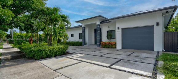 3 dormitorios villa en venta en Miami, Miami-Dade, Florida, USA № 615385 4