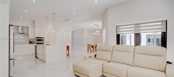 3 dormitorios villa en venta en Miami, Miami-Dade, Florida, USA № 615385 20