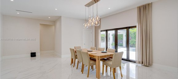 3 dormitorios villa en venta en Miami, Miami-Dade, Florida, USA № 615385 21