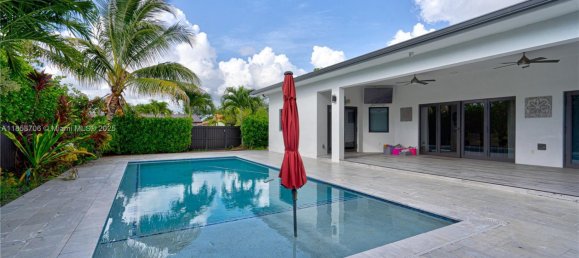 3 dormitorios villa en venta en Miami, Miami-Dade, Florida, USA № 615385 14
