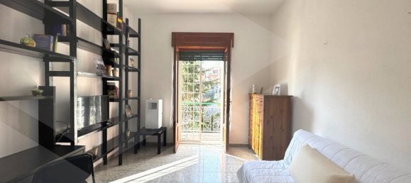 2 rooms Apartment in Rome, Italy No. 21237 5
