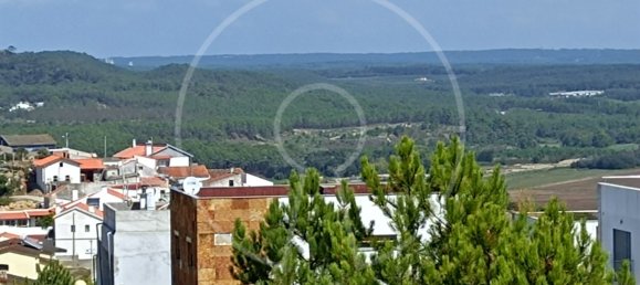  Land in Nazare, Portugal No. 144825 4