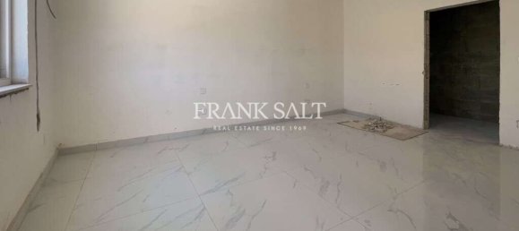 2 غرف نوم بانتهاوس في Saint Paul's Bay, Malta رقم 2379 3