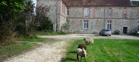 15-Zimmer Haus in Saint-Eugene, France, Nr. 236330 2