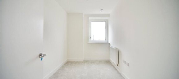 3 bedrooms Apartment in The Hyde, United Kingdom No. 11652 10