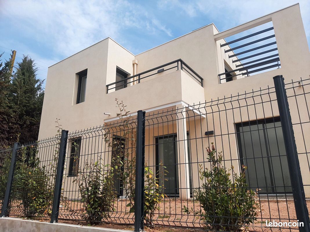 4 bedrooms Villa in Le Cannet, France No. 321945