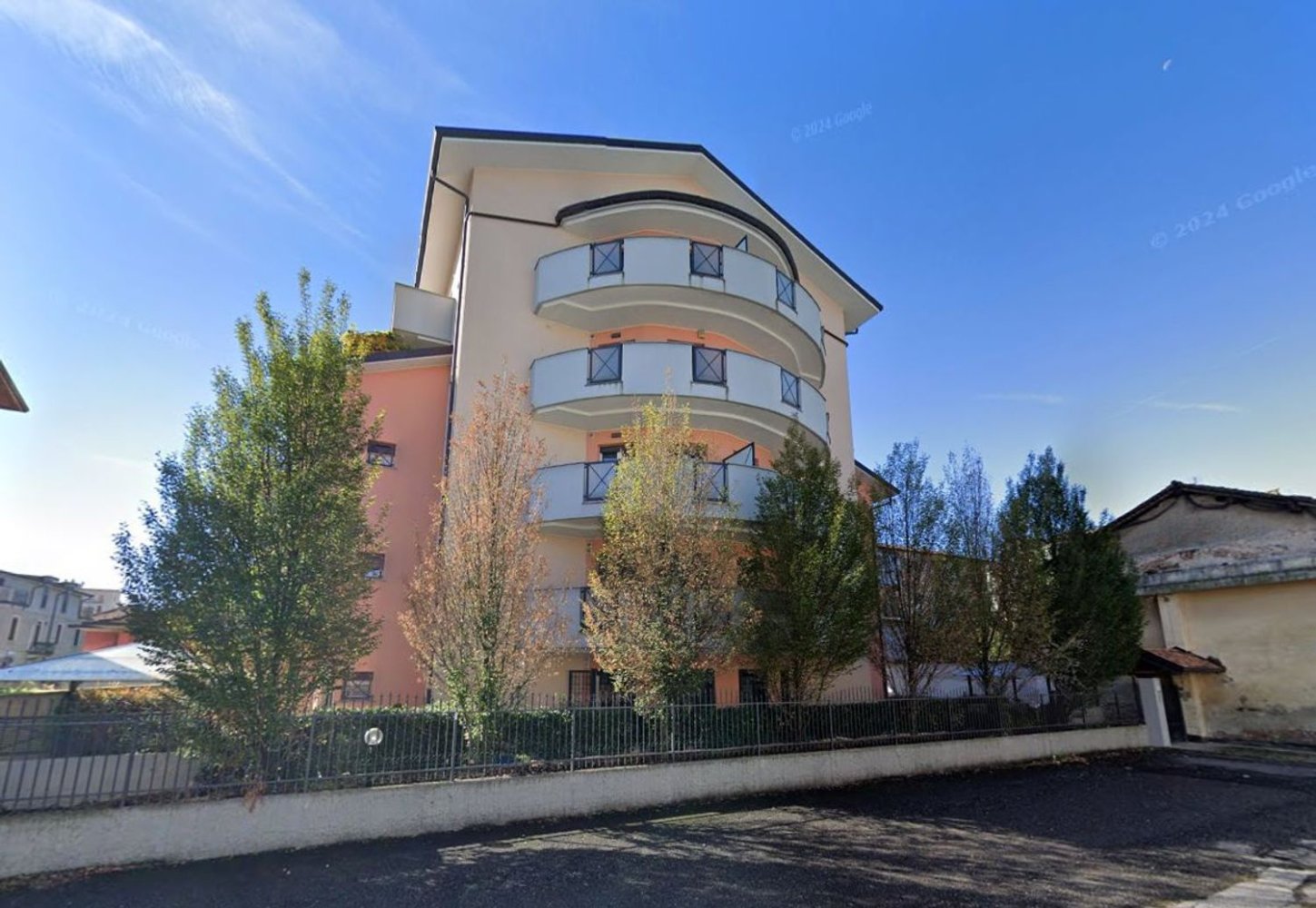 3-salle Duplex à Abbiategrasso, Italy No. 2539