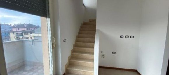 3-salle Duplex à Abbiategrasso, Italy No. 2539 4