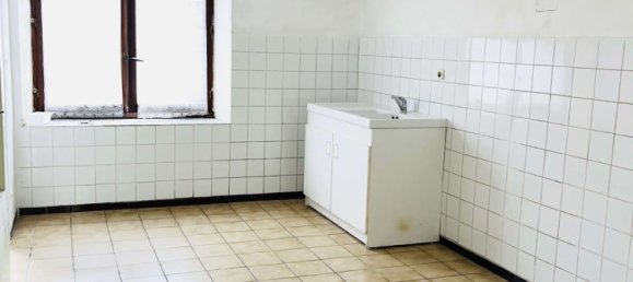 5 rooms House in Nogent, France No. 231015 3