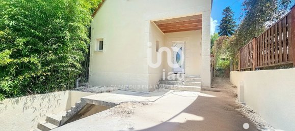 3 bedrooms House in Bourges, France No. 50983 18