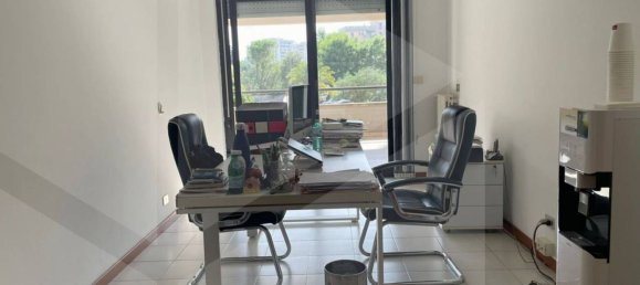  مكتب في Bari, Italy 110متر مربع رقم 26480 23