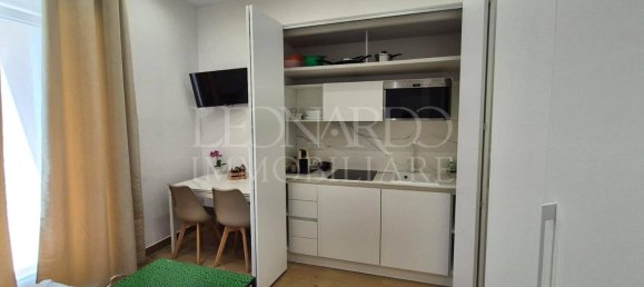 Apartamento de 3 dormitorios en Caserta, Italy No. 296246 9