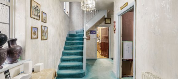 4 bedrooms House in Norbury, United Kingdom No. 1049 31