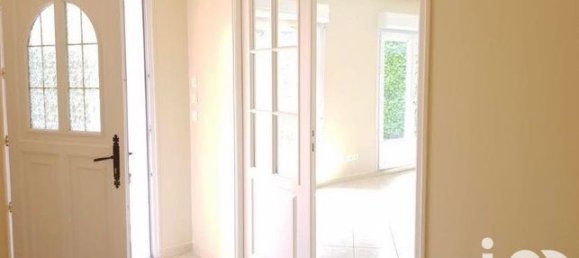 Casa de 3 dormitorios en Goussainville, France No. 303494 4