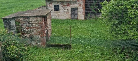 5 rooms House in Suno, Italy No. 151028 16