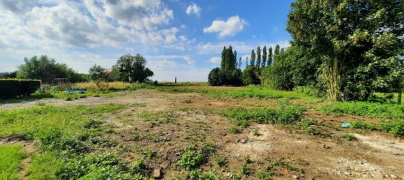 1 Schlafzimmer Grundstück in La Fere, France, Nr. 95291 3