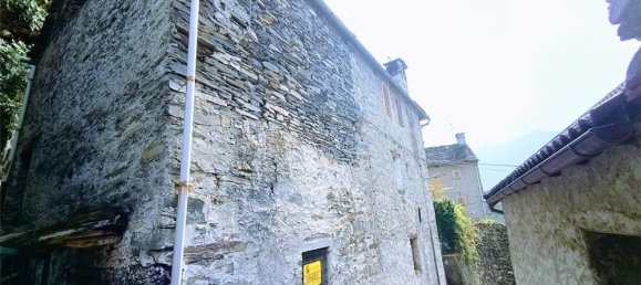 2 bedrooms House in Beura-Cardezza, Italy No. 110370 8