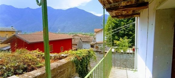 2 bedrooms House in Beura-Cardezza, Italy No. 110370 3