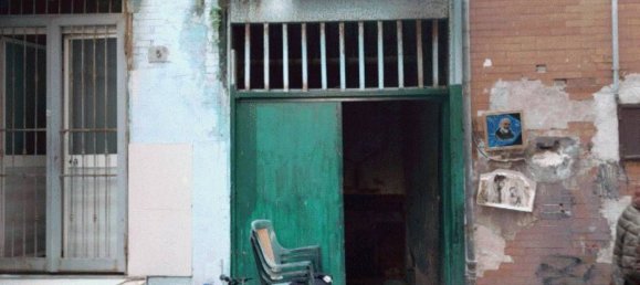 217m² Commercial property in Naples, Italy No. 282176 3