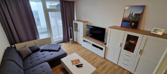 Studio in Cologne, Germany No. 362983 2