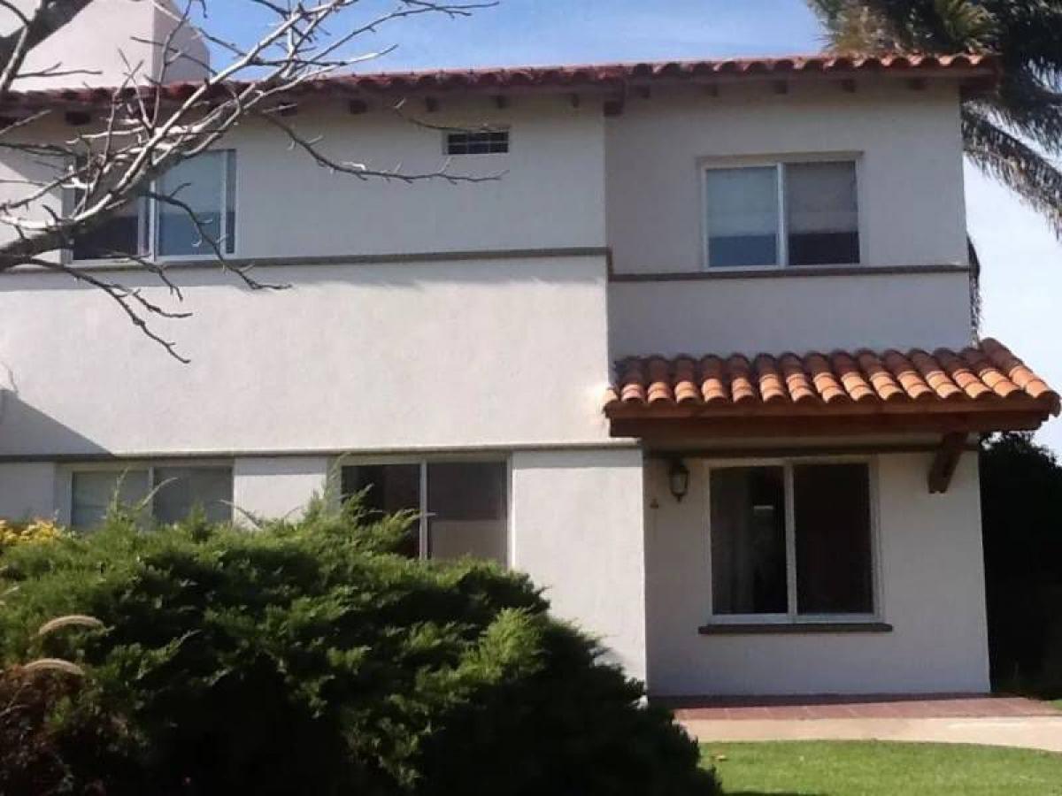 Casa T3 em Escobar, Argentina N.º 52925