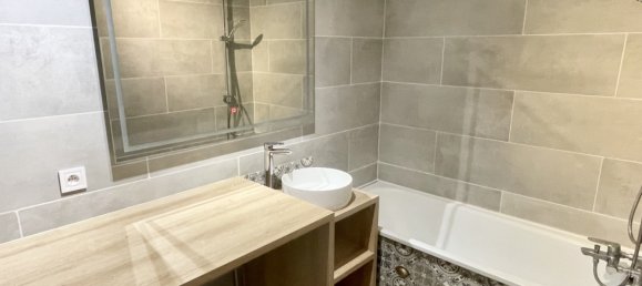 2 bedrooms Apartment in Thiais, France No. 165211 8