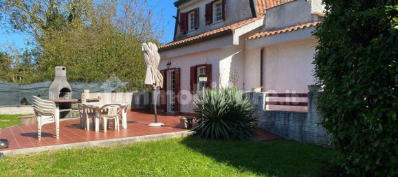 2 bedrooms Villa in Rocca Priora, Italy No. 84364 3