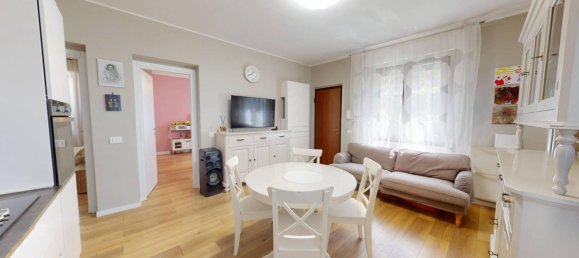 2 bedrooms Apartment in Cinisello Balsamo, Italy No. 316357 2