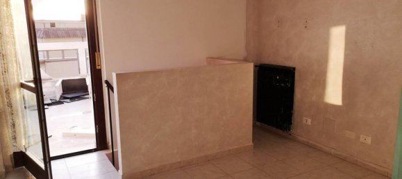 2-Zimmer Wohnung in Rome, Italy, Nr. 124084 10